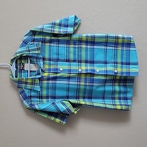 Boys' short sleeve button-down shirt
